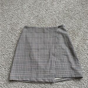 NWT Old Navy Gingham High Waisted Wrap Front Mini Skirt